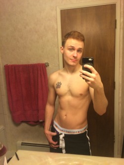 andrewchristian:  doodlehobbit:First time really gettin to work