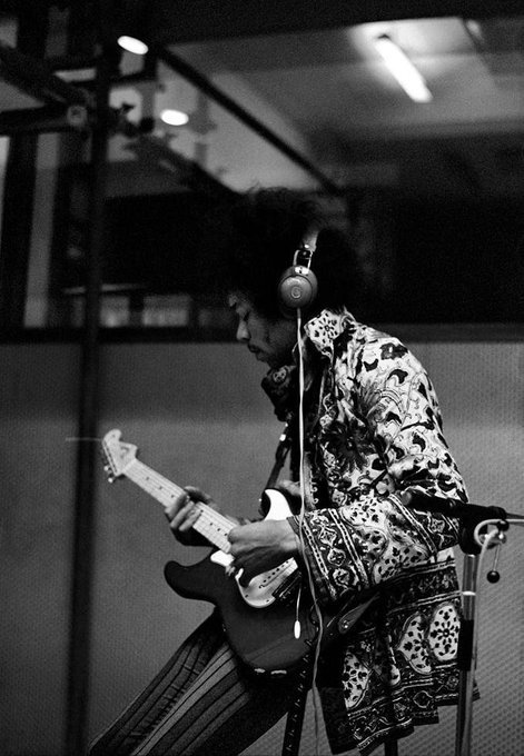 bourbonbabe214:  Jimi…