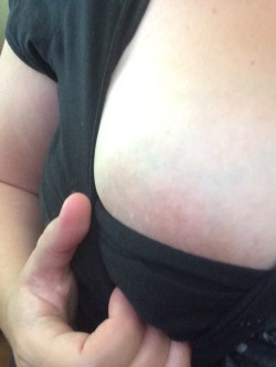 mtmc5517ml:  hucowgirl:  I was always ashamed of my breasts but