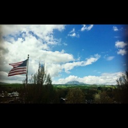 God Bless America! #mtdiablo #eastcounty  (at Kaiser Permanente