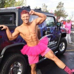 scienceofstrong:  aboutbeingfit:  Steve Cook   Steve Cook really