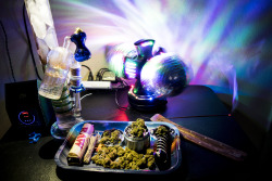 hightimesgoodweed:  Another blissful Stoner Sunday.“Keep it