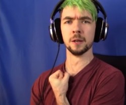 therealjacksepticeye:  idratherlivefreetofail:   GLORY TO ARSTOTZKA!   As a way to celebrate the end of Papers Please hereâ€™s every screenshot I have of Jack doing this pose. :)Â  Bonus:  GLORY GREATEST!!!Â    Isnâ€™t this the Attack On Titan hand thingy