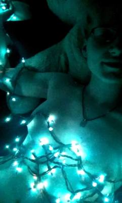 littlelezysub:  I love getting tangled in my lights.  ….Side