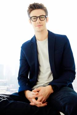 hotfamous-men:  Grant Gustin