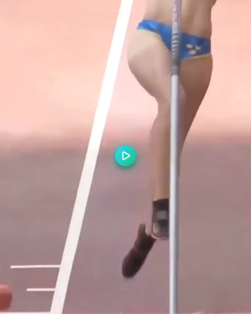 Swedish pole vaulter Michaela Meijer To see the hottest lingerie