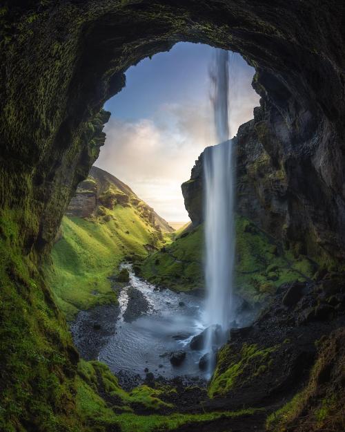 earthporn:  Natural framing of Kvernufoss - Skogar, Iceland.