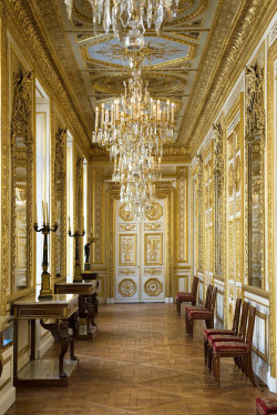 versaillesadness:  Hôtel de la Marine, Galerie Dorée, Place