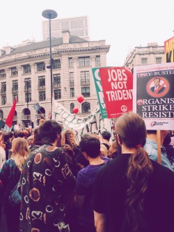 grrrltothefront:  End Austerity Now demo marching from Bank to