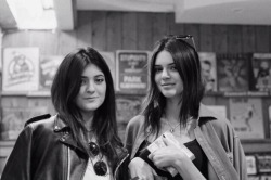 awesomeagu:  Kylie and Kendall Jenner