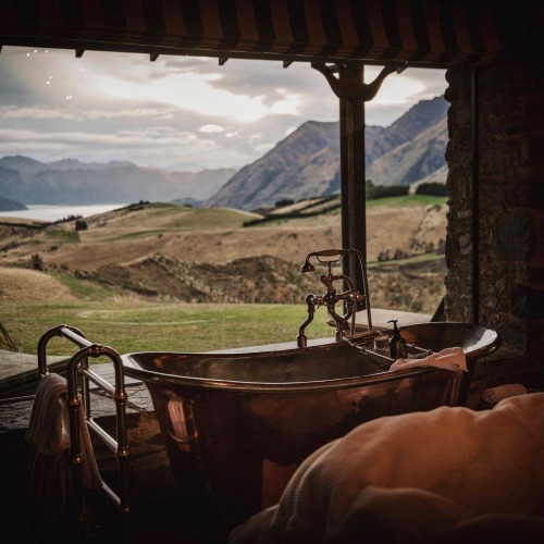 utwo:  Mahu Whenua Ridgeline Homestead & Eco Sanctuary©