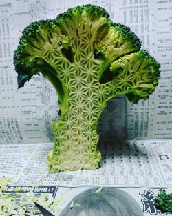 archiemcphee:   Japanese artist Gaku turns fruit and vegetables