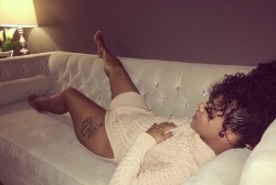 lickdacake:  shawty cum thru 