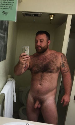 den260371:Hot Bear 🔥🐻🔥   BEL OURS À PRÉPUCE !