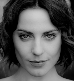 Antje Traue