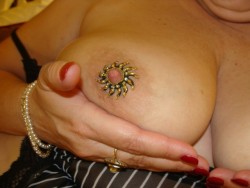 lillybgoddess:  F showing off some bling Feel free to reblog