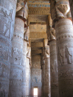 visitheworld:  Temple of Hathor in Dendera / Egypt (by andrei