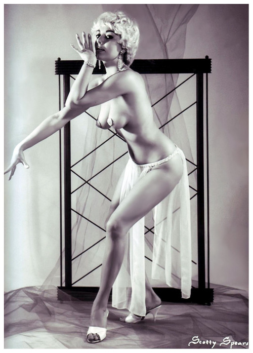 Delilah Jones (aka. Doris Gohlke)