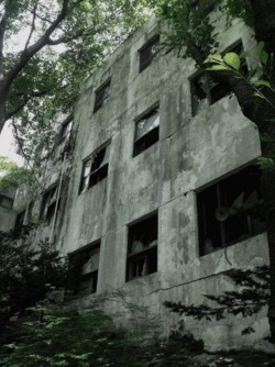 69yen:  Haunted Mental Hospital in Korea.