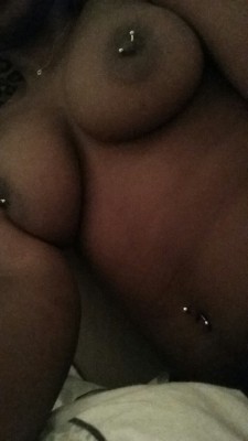 ebonymagica:  About to rub one out before I watch Harry Potter