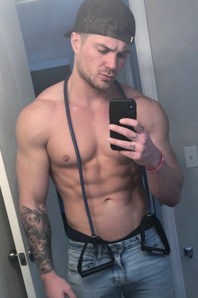 hotmen-addiction: