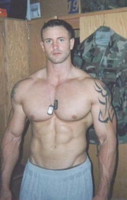 usarmytrooper:  I’ve always liked this pic…