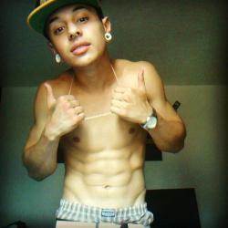 mexicanguys:  Mexican Guys<3