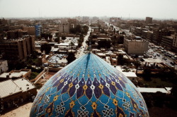 aliirq:    Downtown Baghdad with the Dome of the 17 Ramadan Mosque