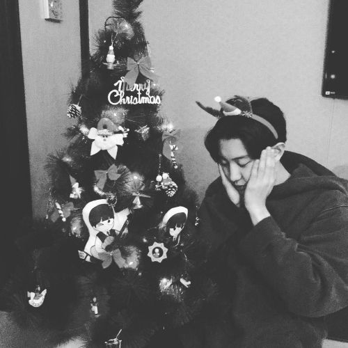 fy-exo:  161225 real__pcy: Merry ChristmasðŸŽ„