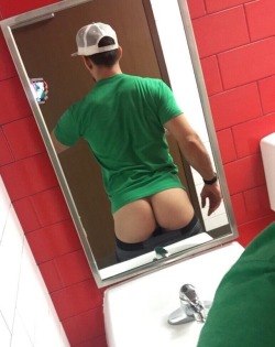 luvbooginas76: iloveassok:    Yum 😋  