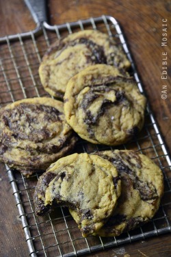 foodffs:  Peanut Butter Nutella Swirl Cookies Really nice recipes.