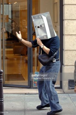 dustin hoffman messing w/ paparazzi in paris spirit animal level