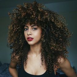 naturalhairqueens:  she is just so cute! 