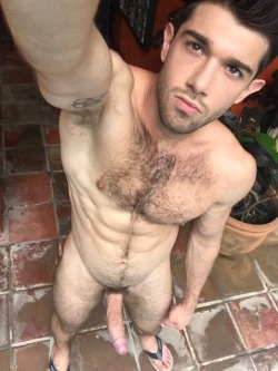 cuddlyuk-gay:    I generally reblog pics of guys with varying