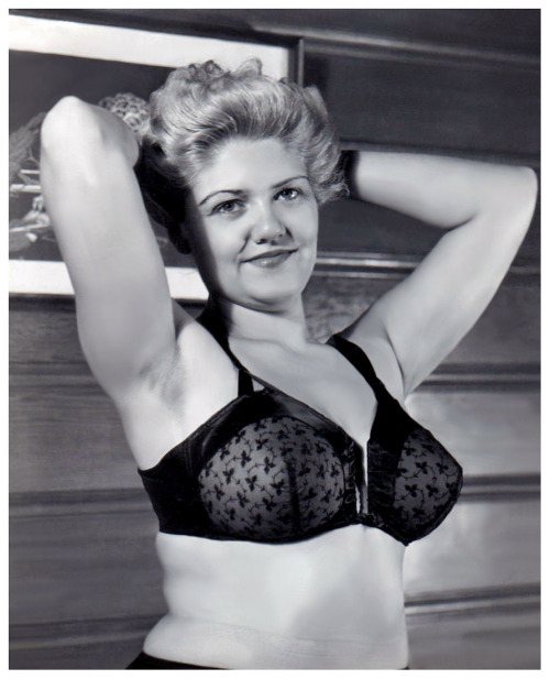 Jennie Lee        aka. “The Bazoom Girl”..(aka. Virginia Lee Hicks)