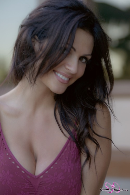 luisflakis:  OMFG! #Denise Milani #Gabrielitits Montserratits