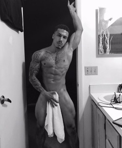 missnlinc:  Drop the towel 😉