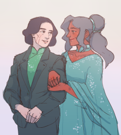 yonano:  formal old ladies, probably on their way to a korrasami