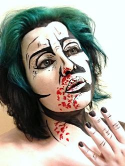 curvycalliecouture:  Frank miller inspired makeup (sin city)