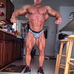 drwannabe:  Aaron Clark at 226 pounds