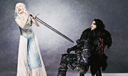 tazzysnow:  Jon Snow(Kit Harington), Daenerys Targaryen(Emilia