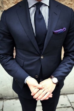 preludetoreality:  Business Suit