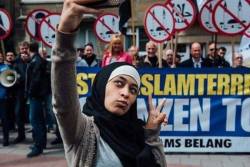 antifainternational:  TRENDING IN BELGIUM: Muslim women posting