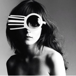 pretonobranco77:    Irina Lazareanu in Pierre Cardin 1971 Sunglasses