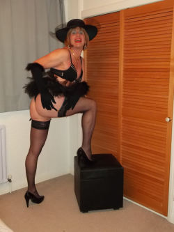 maturetransvestite:  Need a manâ€™s help with these stockings!