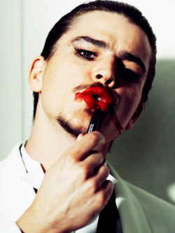 lehroi:  Mario Testino ‘Josh Hartnett for V Man (New York