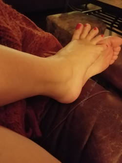 barefoot-in-texas:  it’s past your bedtime…  yes  you…