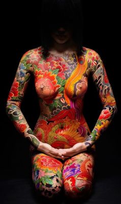 catteaumaru:  The Female Form  |  Full Body Tattoo.