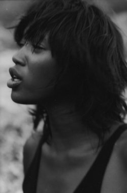 pocmodels:   Naomi Campbell by Peter Lindbergh   for Vogue Italia