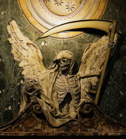 vintagegal:  The tomb of Cardinal Cinzio Passeri Aldobrandini (1551